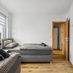 Amalfi A02 - 2 Zi Für 4p - Balkon, Smart Tv, Boxspringbett Kaiserslautern