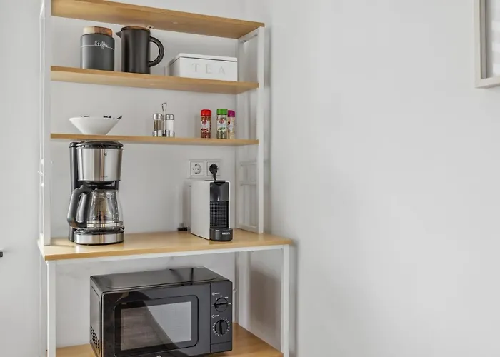 Amalfi A02 - 2 Zi Fuer 4p - Balkon, Smart Tv, Boxspringbett *